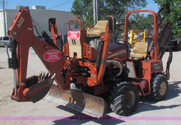 image for item B1304 2005 Ditch Witch RT40 trencher