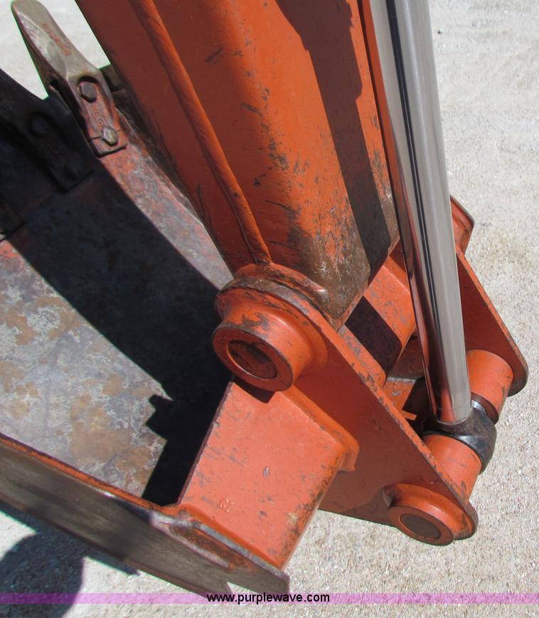 image for item B1304 2005 Ditch Witch RT40 trencher