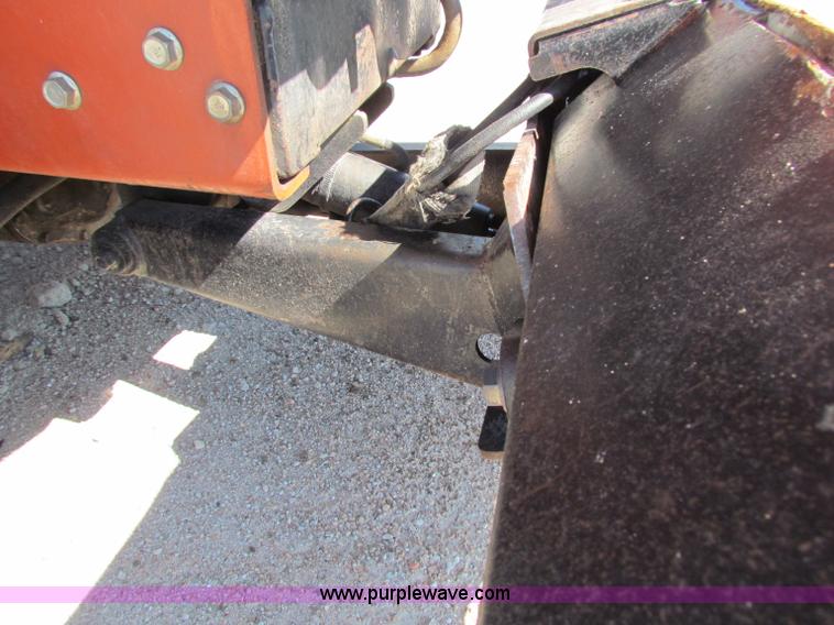 image for item B1304 2005 Ditch Witch RT40 trencher