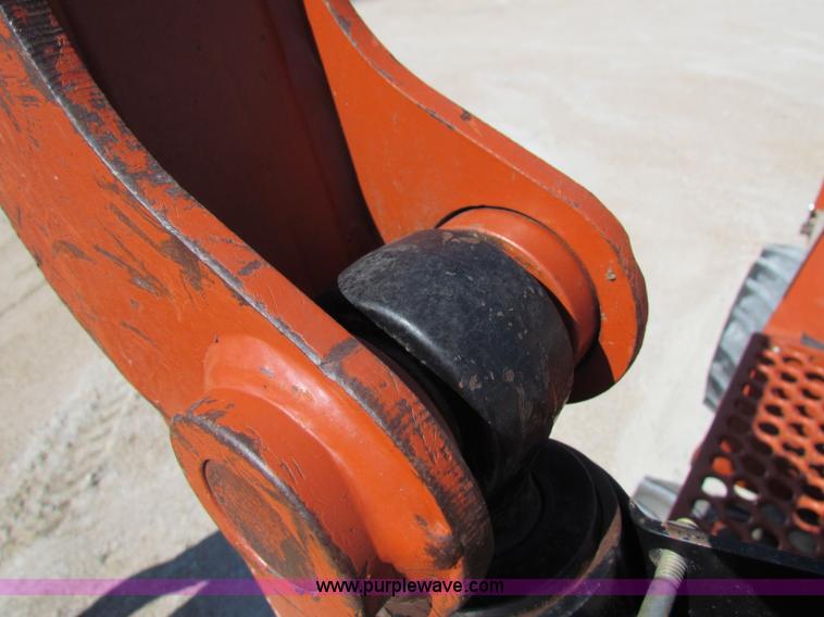 image for item B1304 2005 Ditch Witch RT40 trencher