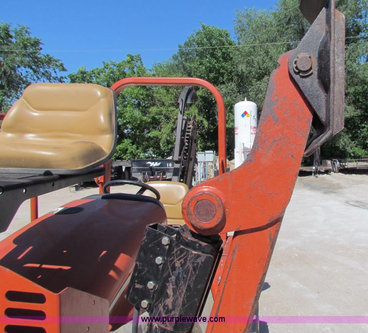 image for item B1304 2005 Ditch Witch RT40 trencher
