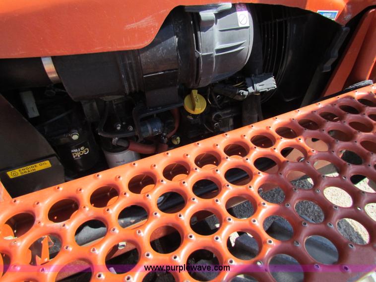 image for item B1304 2005 Ditch Witch RT40 trencher