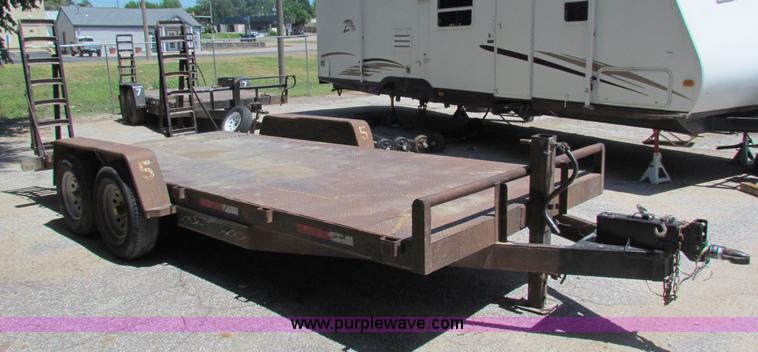 image for item B1306 2000 equipment trailer