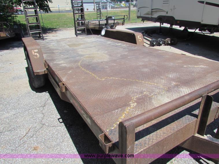 image for item B1306 2000 equipment trailer