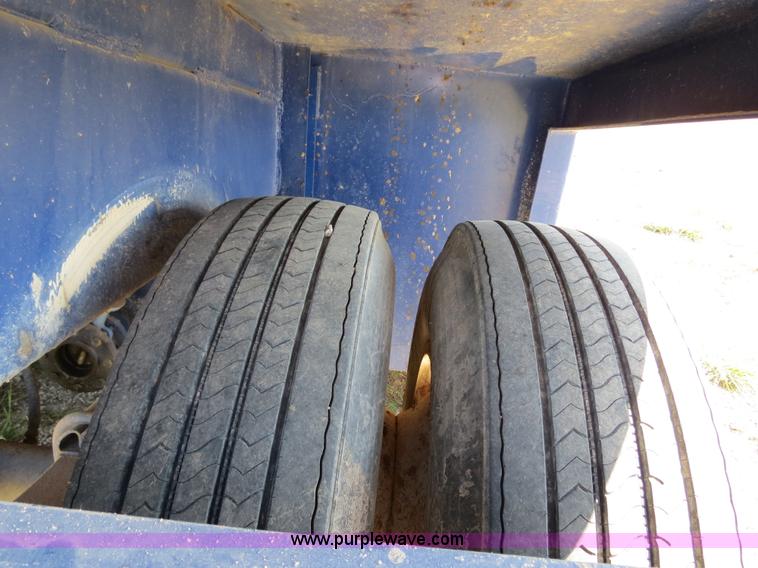 image for item B2359 2005 V.E. Enterprises flat top liquid storage/frac tank