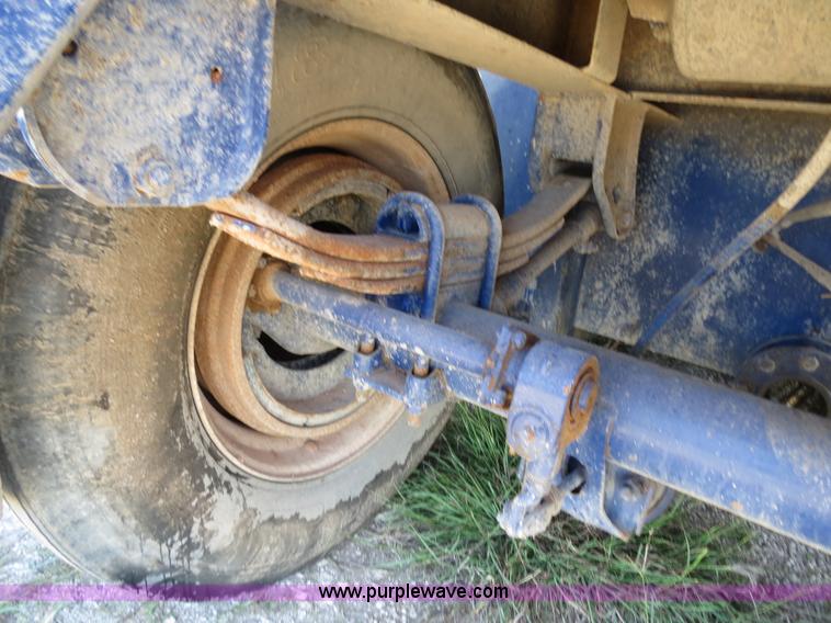 image for item B2359 2005 V.E. Enterprises flat top liquid storage/frac tank