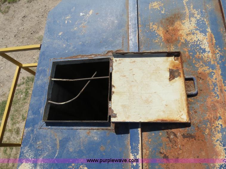 image for item B2359 2005 V.E. Enterprises flat top liquid storage/frac tank