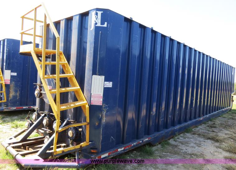 image for item B2360 2005 V.E. Enterprises flat top liquid storage/frac tank