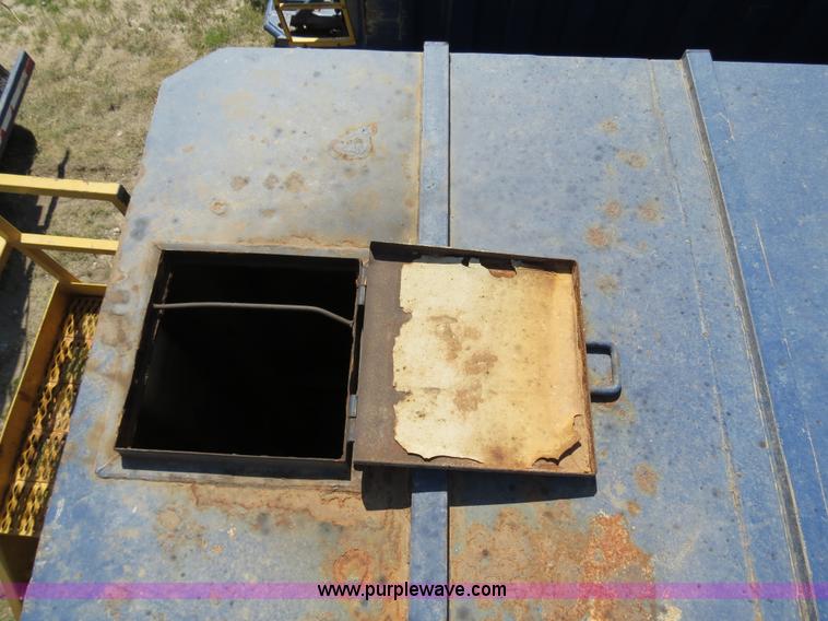 image for item B2360 2005 V.E. Enterprises flat top liquid storage/frac tank