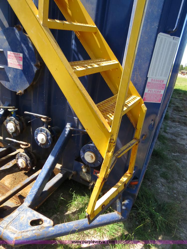 image for item B2360 2005 V.E. Enterprises flat top liquid storage/frac tank