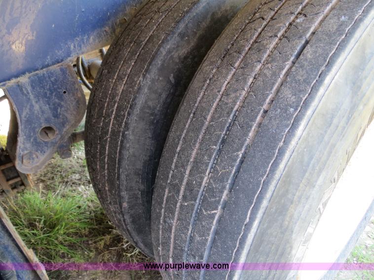 image for item B2361 2005 V.E. Enterprises flat top liquid storage/frac tank