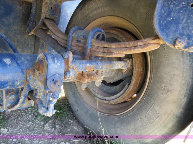 image for item B2361 2005 V.E. Enterprises flat top liquid storage/frac tank