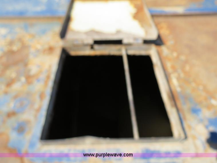 image for item B2361 2005 V.E. Enterprises flat top liquid storage/frac tank