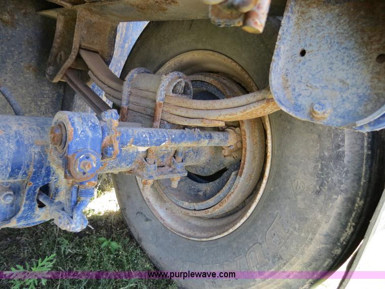 image for item B2362 2005 V.E. Enterprises flat top liquid storage/frac tank