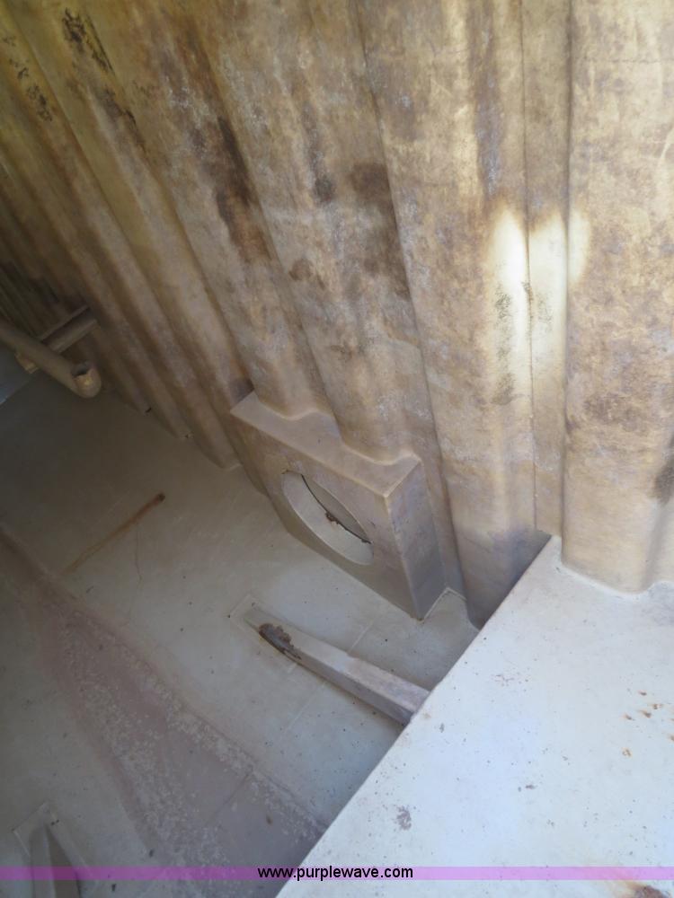 image for item B2362 2005 V.E. Enterprises flat top liquid storage/frac tank