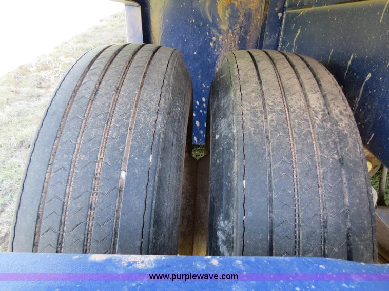 image for item B2363 2005 V.E. Enterprises flat top liquid storage/frac tank