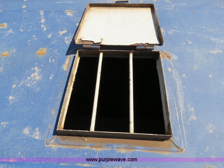 image for item B2363 2005 V.E. Enterprises flat top liquid storage/frac tank