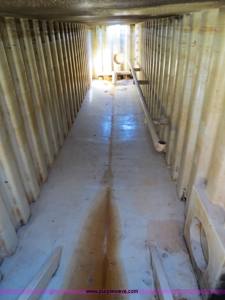 image for item B2363 2005 V.E. Enterprises flat top liquid storage/frac tank