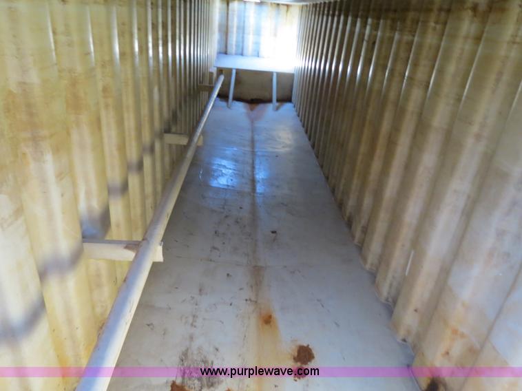 image for item B2363 2005 V.E. Enterprises flat top liquid storage/frac tank