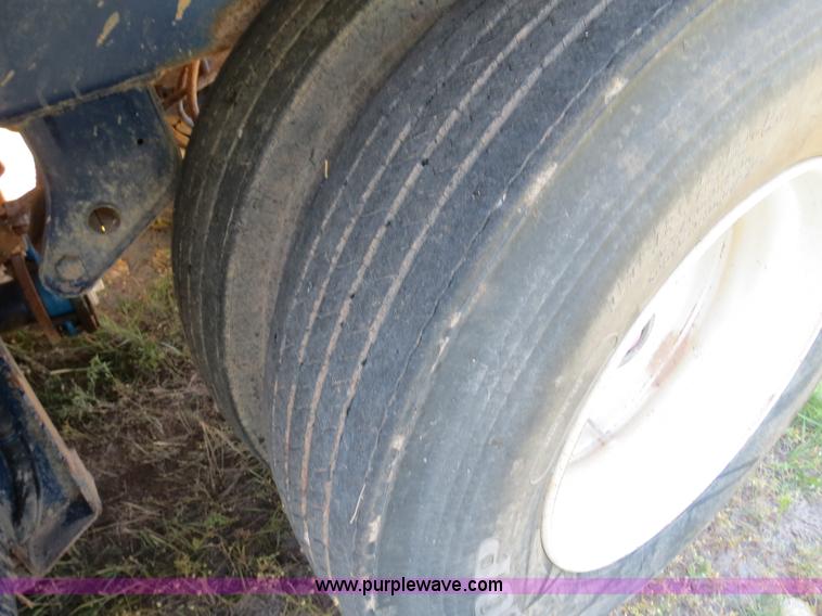 image for item B2364 2005 V.E. Enterprises flat top liquid storage/frac tank