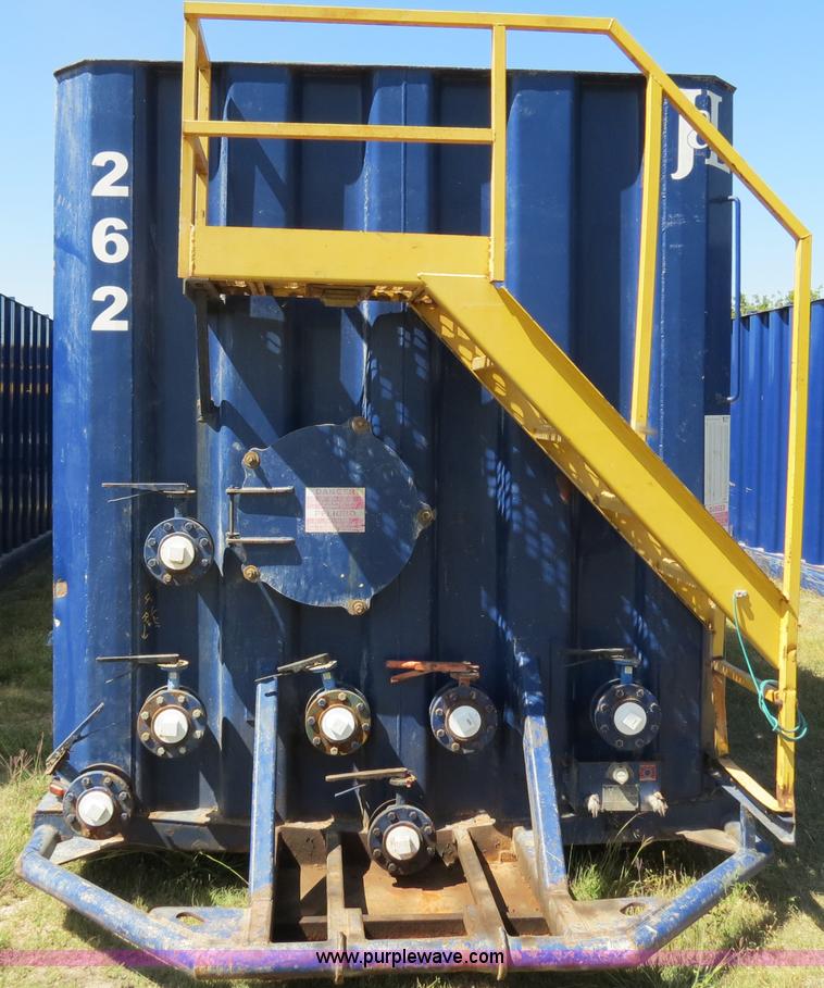 image for item B2365 2005 V.E. Enterprises flat top liquid storage/frac tank