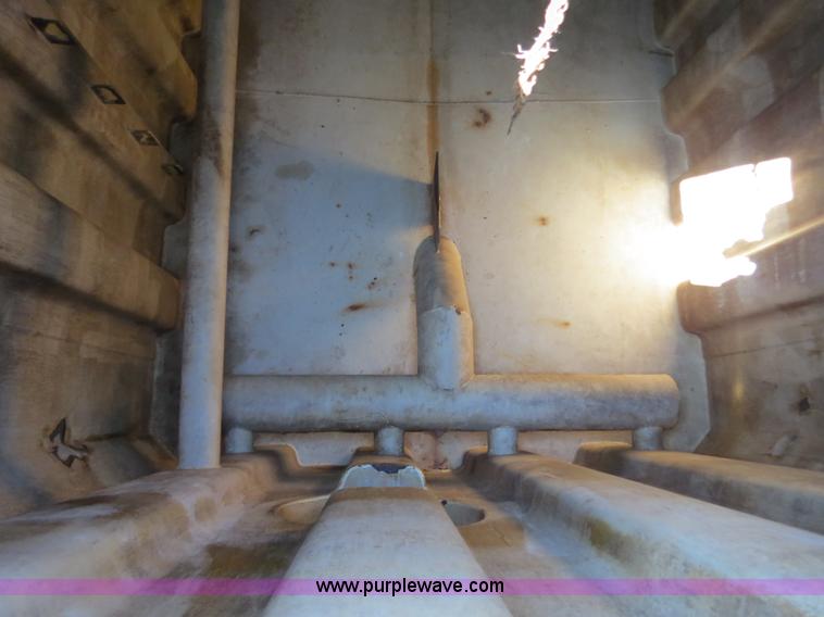 image for item B2365 2005 V.E. Enterprises flat top liquid storage/frac tank