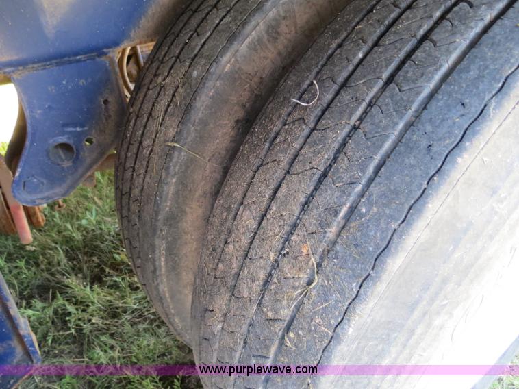 image for item B2366 2005 V.E. Enterprises flat top liquid storage/frac tank