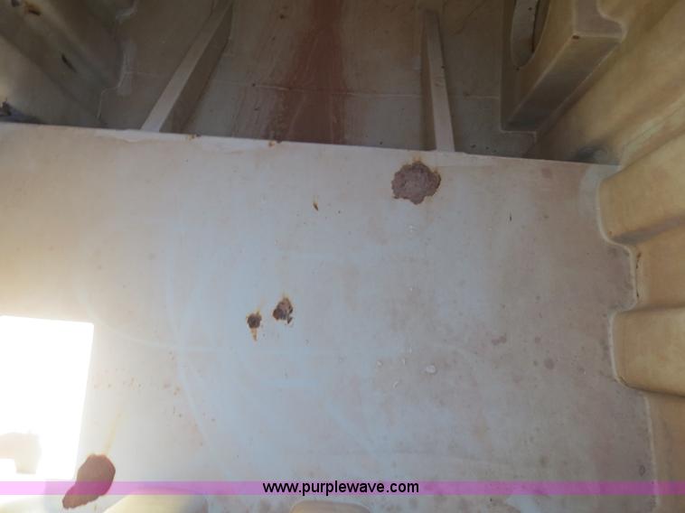 image for item B2366 2005 V.E. Enterprises flat top liquid storage/frac tank