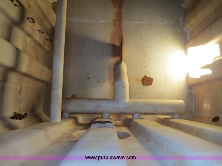 image for item B2366 2005 V.E. Enterprises flat top liquid storage/frac tank