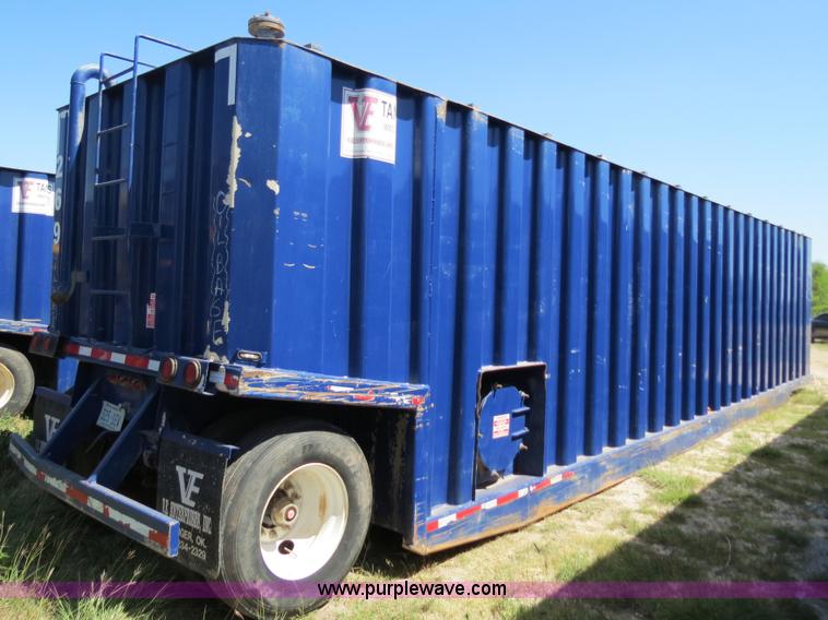 image for item B2367 2005 V.E. Enterprises flat top liquid storage/frac tank