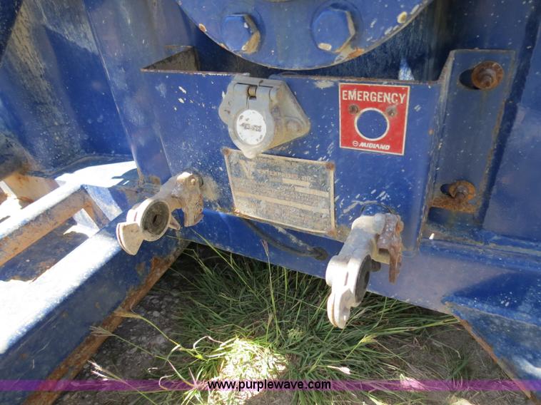 image for item B2367 2005 V.E. Enterprises flat top liquid storage/frac tank