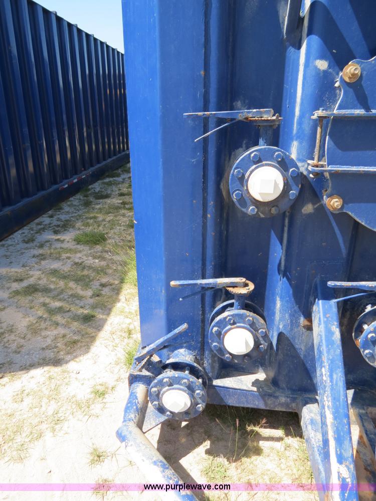 image for item B2367 2005 V.E. Enterprises flat top liquid storage/frac tank