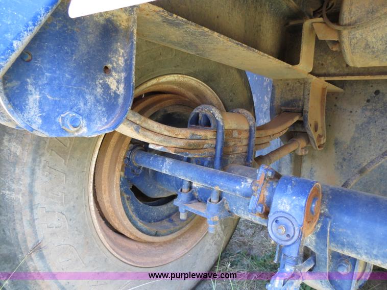 image for item B2367 2005 V.E. Enterprises flat top liquid storage/frac tank