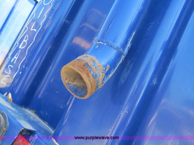 image for item B2367 2005 V.E. Enterprises flat top liquid storage/frac tank