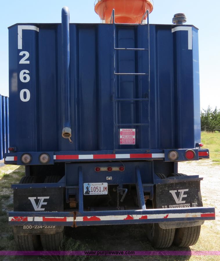 image for item B2368 2005 V.E. Enterprises flat top liquid storage/frac tank