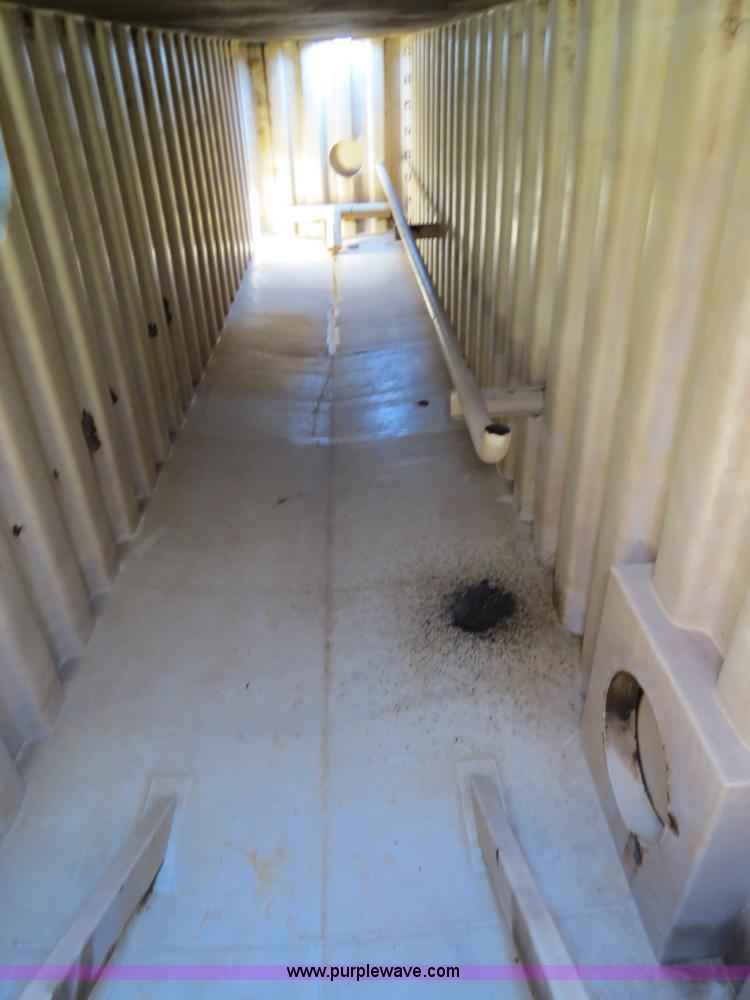 image for item B2368 2005 V.E. Enterprises flat top liquid storage/frac tank