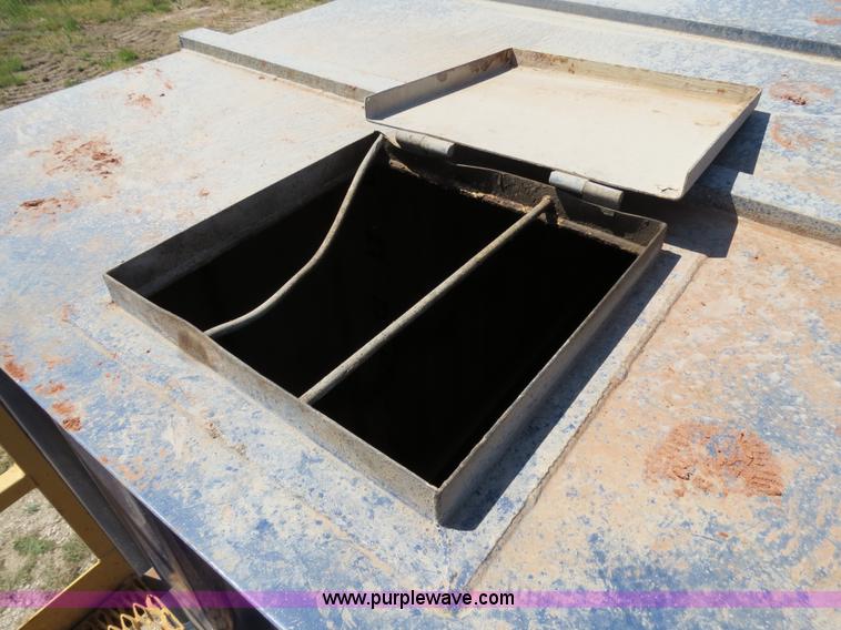 image for item B2368 2005 V.E. Enterprises flat top liquid storage/frac tank