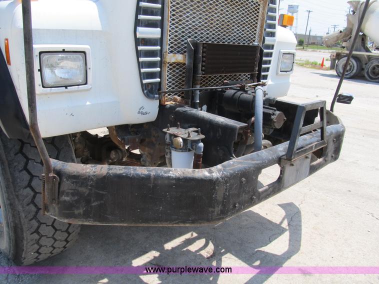 image for item B2710 1995 Ford LT8000 mixer truck