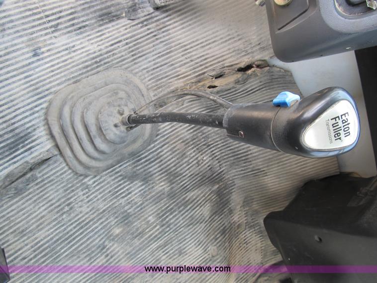 image for item B2710 1995 Ford LT8000 mixer truck