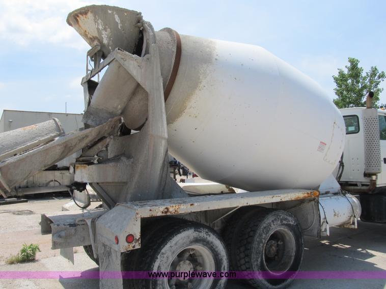 image for item B2711 1994 Ford LT8000 mixer truck