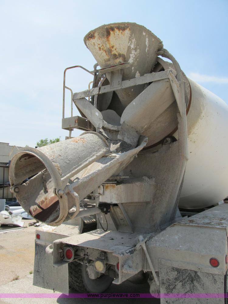 image for item B2711 1994 Ford LT8000 mixer truck