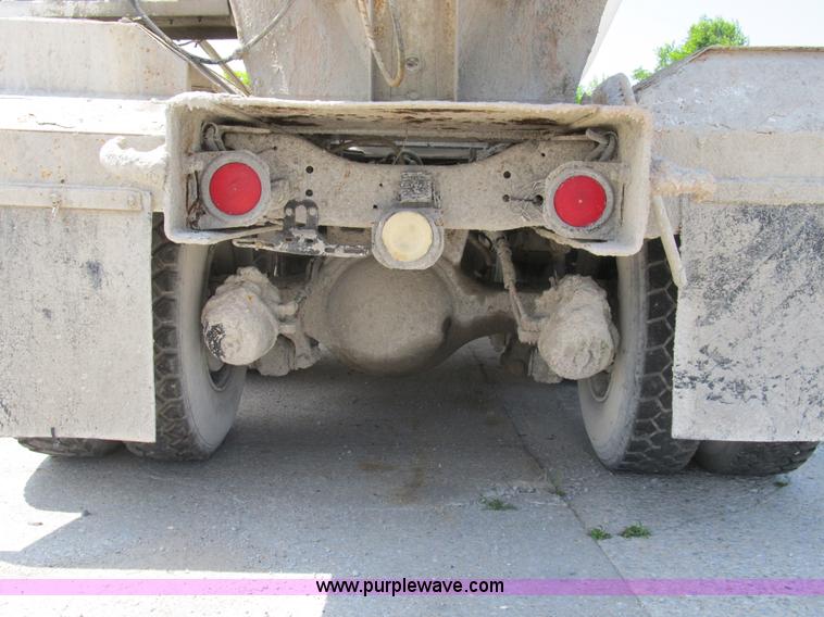 image for item B2711 1994 Ford LT8000 mixer truck