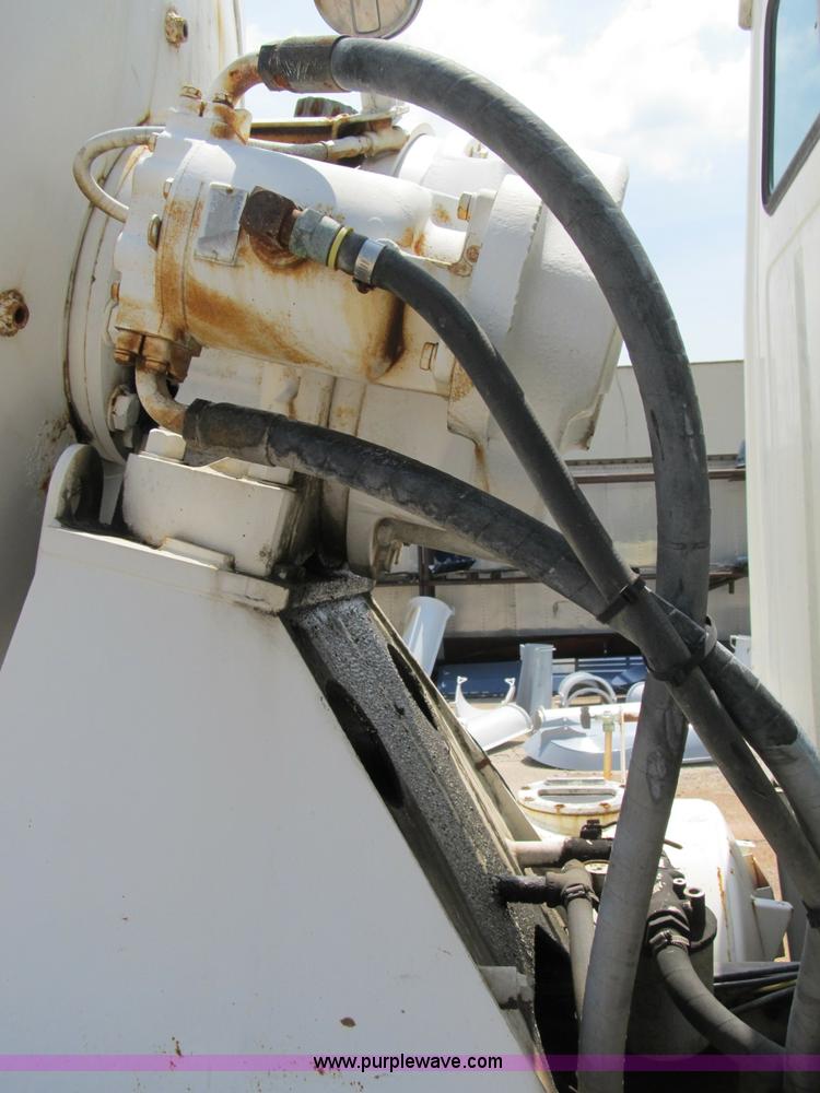 image for item B2711 1994 Ford LT8000 mixer truck