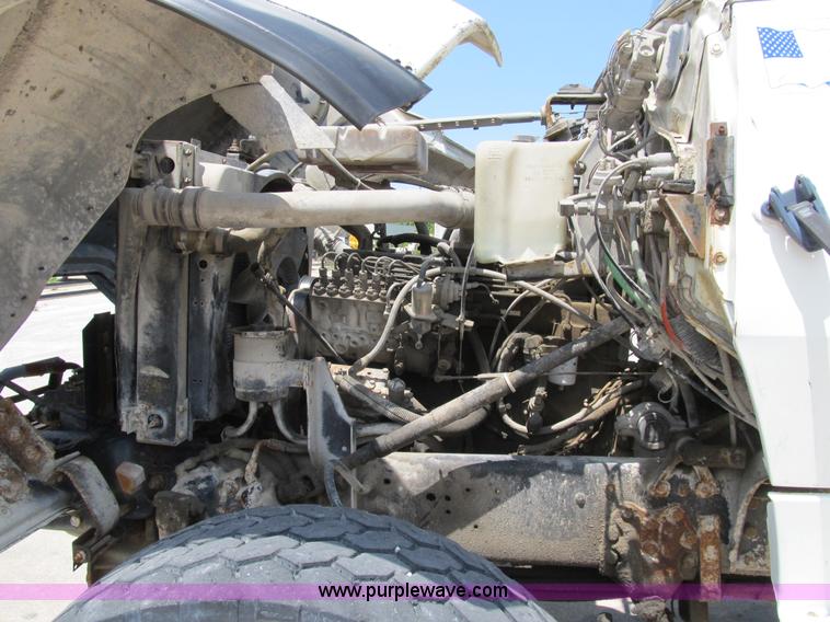 image for item B2711 1994 Ford LT8000 mixer truck