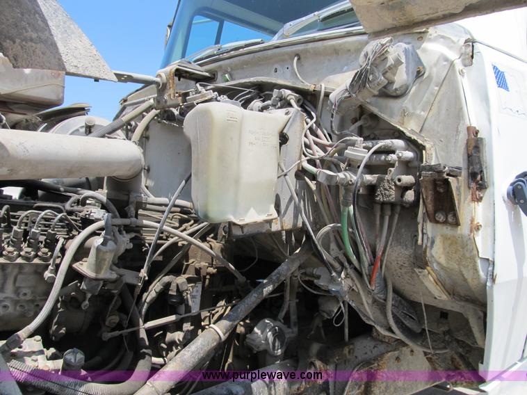 image for item B2711 1994 Ford LT8000 mixer truck