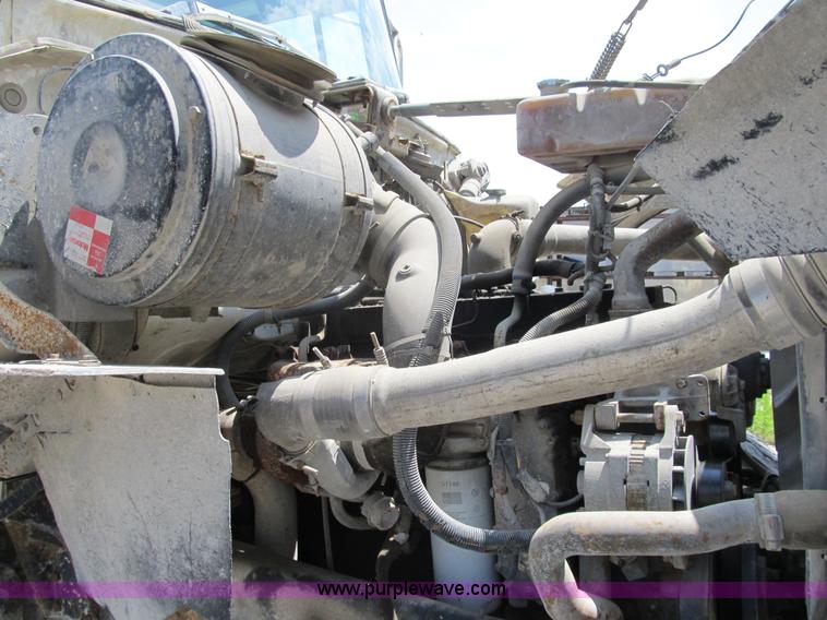 image for item B2711 1994 Ford LT8000 mixer truck