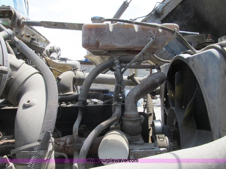 image for item B2711 1994 Ford LT8000 mixer truck