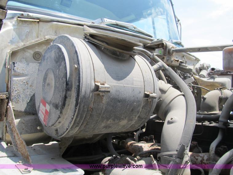image for item B2711 1994 Ford LT8000 mixer truck