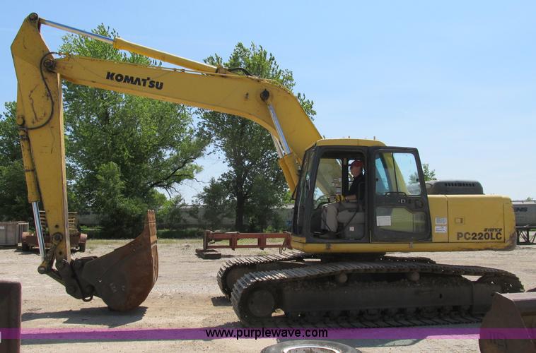 image for item B2715 1999 Komatsu PC220LC-6LE excavator