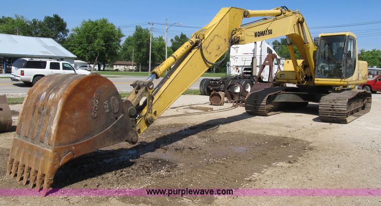 image for item B2715 1999 Komatsu PC220LC-6LE excavator